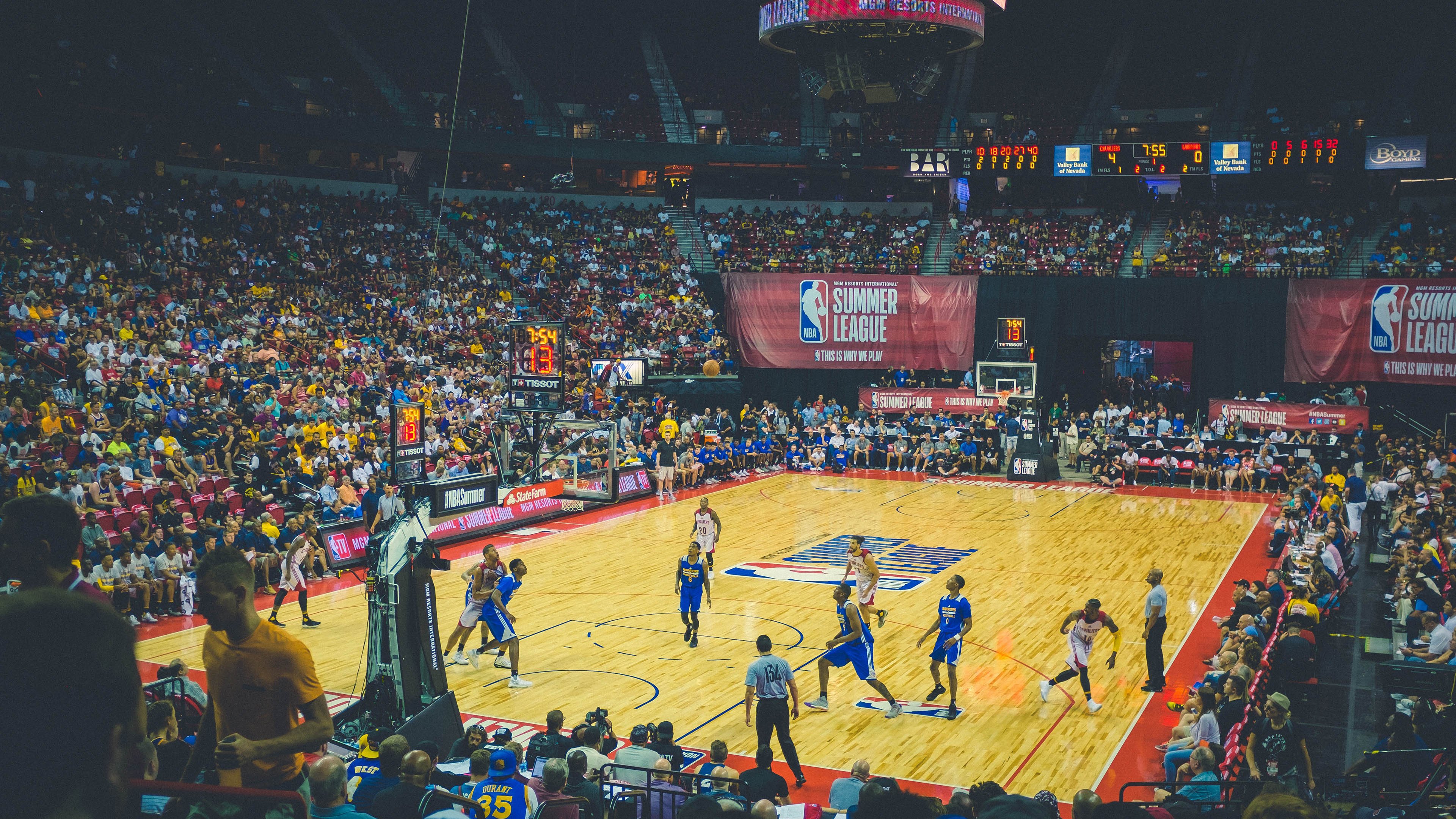 伦纳德式爆发激活全队，辽宁男篮稳扎稳打力克76人启示录